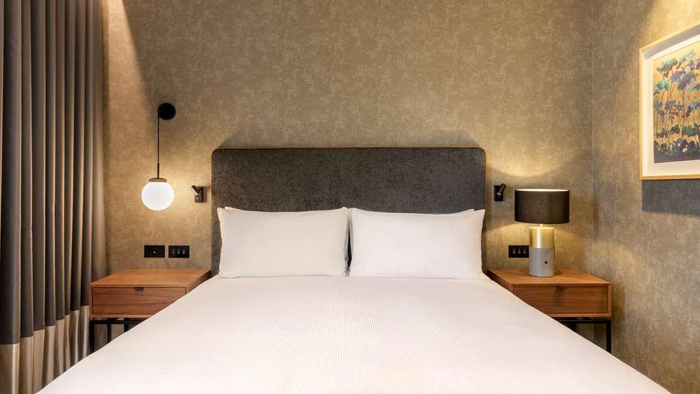 Hotel Hilton Woking Zimmer foto